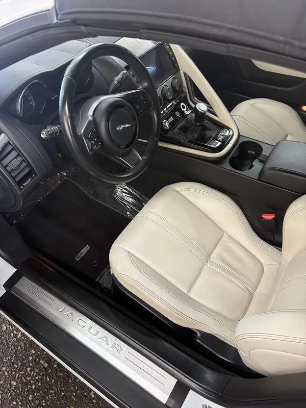 Interior auto reconditioning example in Lewis Center, Ohio | Touch It Up Automotive